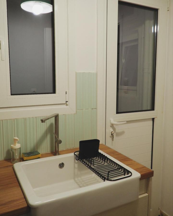 Mimadart Pop-Up Gallery Apartment Pireu Exterior foto